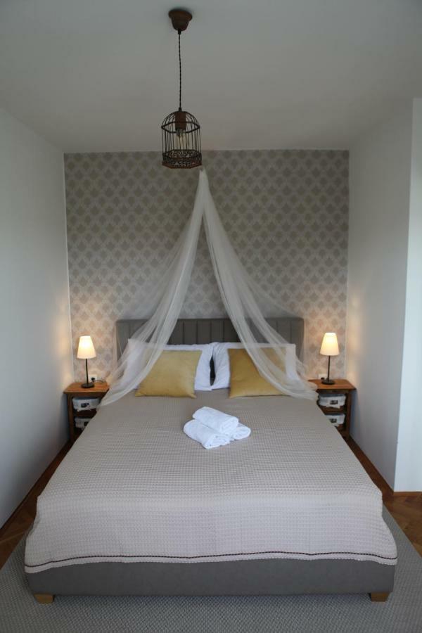Apartment Blue Ivy Seline Esterno foto